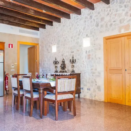 Son Burgues Petra (Mallorca)